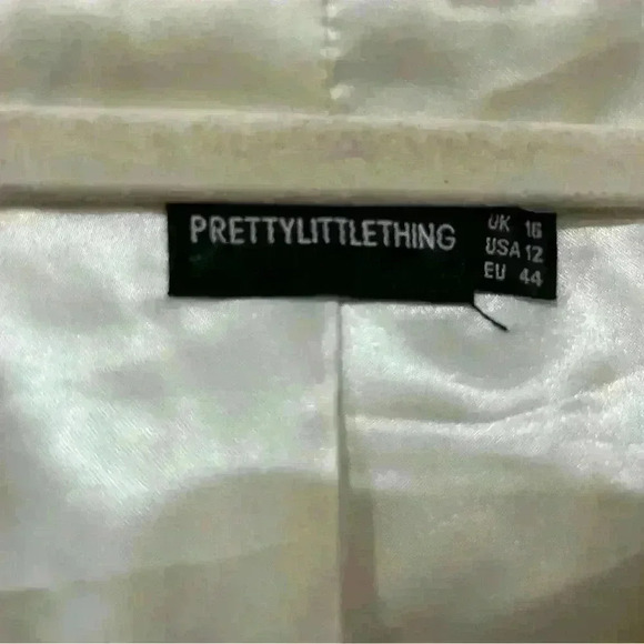 PrettyLittleThing Faux Fur Bubble Coat Cream Ivory Oversized Women’s Size 12 - Picture 7 of 11